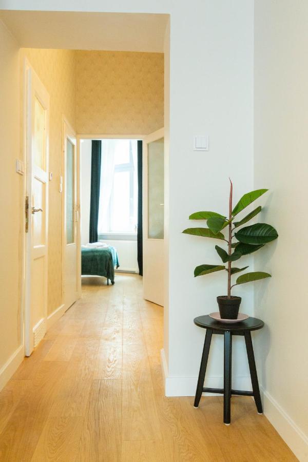 Glamorous And Brand New 2 Bedroom Kraków Exteriör bild